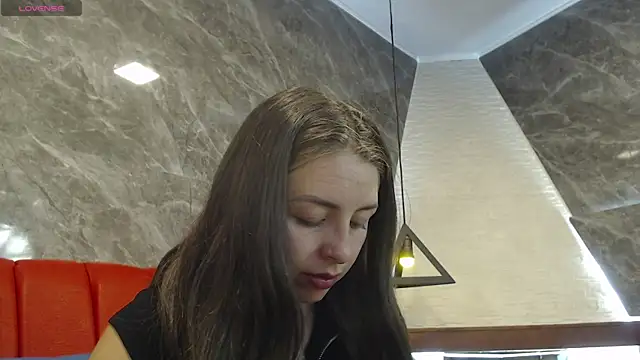 Snapshot of _isaabellaa chatting on 02/10/25, 11:25 isaabellaa online show from 02/10/25, 11:25