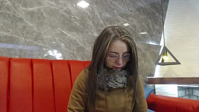 Snapshot of _isaabellaa chatting on 03/10/25, 11:21 isaabellaa online show from 03/10/25, 11:21