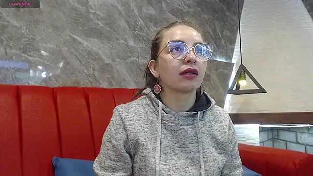 Snapshot of _isaabellaa chatting on 03/19/25, 11:28 isaabellaa online show from 03/19/25, 11:28