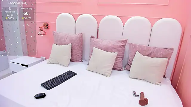 helen kinett online show from 12/21/24, 07:16