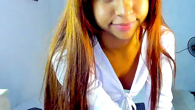 Snapshot of Criss_Ariana chatting on 09/21/25, 08:43 Criss Ariana online show from 09/21/25, 08:43