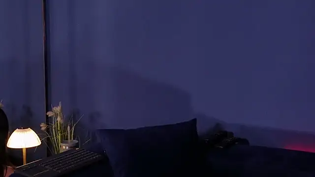 Olivia Collins1 online show from 02/21/26, 12:22