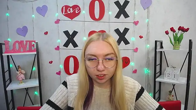 BeatriceFly online show from 01/22/25, 10:18