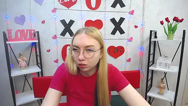 BeatriceFly online show from 01/25/25, 01:41