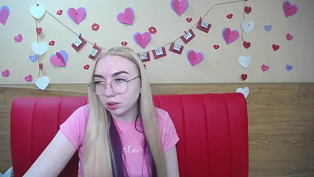 BeatriceFly online show from 02/28/25, 03:26