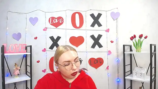 BeatriceFly online show from 03/22/25, 10:28