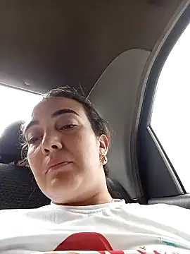 Snapshot of skayhot_ chatting on 01/03/25, 08:54 skayhot online show from 01/03/25, 08:54