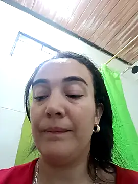 Snapshot of skayhot_ chatting on 01/08/25, 03:07 skayhot online show from 01/08/25, 03:07