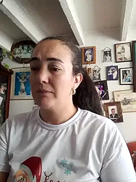 Snapshot of skayhot_ chatting on 01/19/25, 02:28 skayhot online show from 01/19/25, 02:28