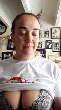 Snapshot of skayhot_ chatting on 01/19/25, 05:28 skayhot online show from 01/19/25, 05:28