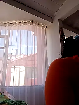 Snapshot of skayhot_ chatting on 01/30/25, 01:31 skayhot online show from 01/30/25, 01:31