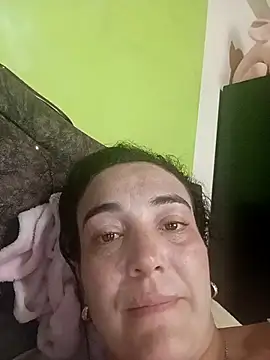 Snapshot of skayhot_ chatting on 02/04/25, 08:06 skayhot online show from 02/04/25, 08:06