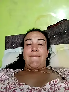 Snapshot of skayhot_ chatting on 02/06/25, 08:34 skayhot online show from 02/06/25, 08:34