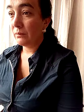 Snapshot of skayhot_ chatting on 02/21/25, 01:00 skayhot online show from 02/21/25, 01:00