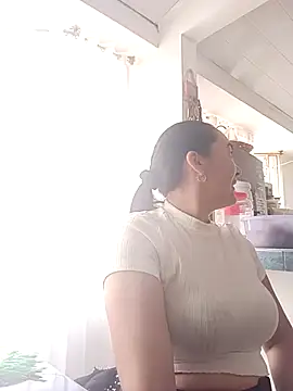 Snapshot of skayhot_ chatting on 02/26/25, 12:58 skayhot online show from 02/26/25, 12:58