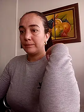 Snapshot of skayhot_ chatting on 02/28/25, 01:25 skayhot online show from 02/28/25, 01:25