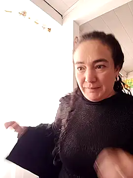 Snapshot of skayhot_ chatting on 03/08/25, 01:03 skayhot online show from 03/08/25, 01:03