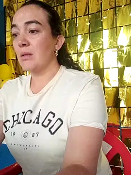 Snapshot of skayhot_ chatting on 09/22/25, 02:41 skayhot online show from 09/22/25, 02:41