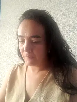 Snapshot of skayhot_ chatting on 09/23/25, 02:09 skayhot online show from 09/23/25, 02:09