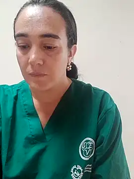 Snapshot of skayhot_ chatting on 10/16/25, 01:45 skayhot online show from 10/16/25, 01:45