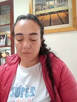 Snapshot of skayhot_ chatting on 11/06/25, 01:23 skayhot online show from 11/06/25, 01:23