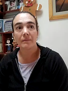 Snapshot of skayhot_ chatting on 12/05/25, 01:20 skayhot online show from 12/05/25, 01:20