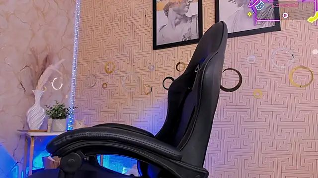 Mia Gothzx online show from 03/04/26, 12:33