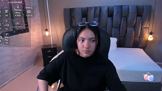 miichael black online show from 03/16/25, 08:32