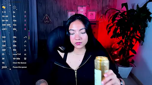 miichael black online show from 10/28/25, 09:06