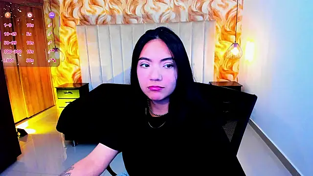 Snapshot of miichael_black chatting on 04/22/26, 06:31 miichael black online show from 04/22/26, 06:31