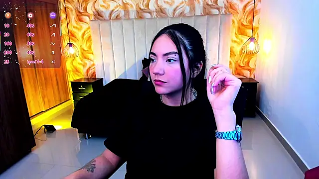 Snapshot of miichael_black chatting on 04/23/26, 04:31 miichael black online show from 04/23/26, 04:31