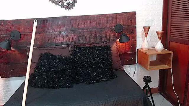 Snapshot of Celeste_sanz chatting on 03/04/25, 11:54 Celeste sanz online show from 03/04/25, 11:54