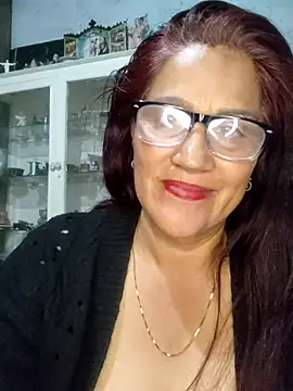 Snapshot of Edged_Hot69 chatting on 10/24/25, 03:25 Edged Hot69 online show from 10/24/25, 03:25