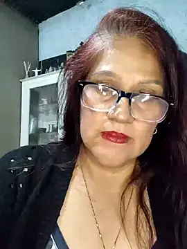 Snapshot of Edged_Hot69 chatting on 11/16/25, 09:31 Edged Hot69 online show from 11/16/25, 09:31