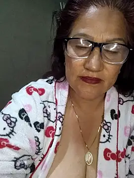 Snapshot of Edged_Hot69 chatting on 11/25/25, 02:44 Edged Hot69 online show from 11/25/25, 02:44