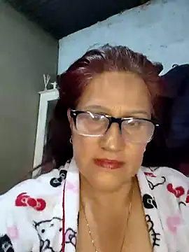 Snapshot of Edged_Hot69 chatting on 11/26/25, 01:39 Edged Hot69 online show from 11/26/25, 01:39