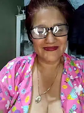 Snapshot of Edged_Hot69 chatting on 11/29/25, 02:47 Edged Hot69 online show from 11/29/25, 02:47