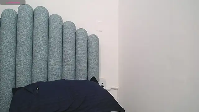 Snapshot of iniyalaboni chatting on 03/06/25, 03:45 iniyalaboni online show from 03/06/25, 03:45