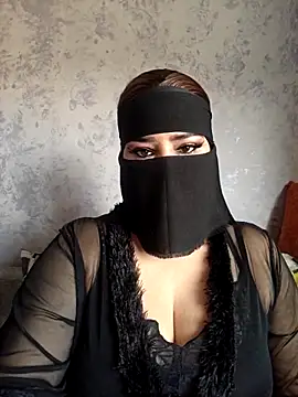 Snapshot of Cat_Sharisa chatting on 10/20/25, 09:10 Cat Sharisa online show from 10/20/25, 09:10