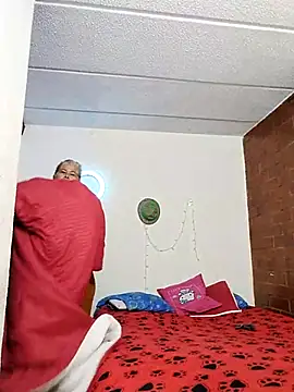 girl amada online show from 09/12/25, 11:48