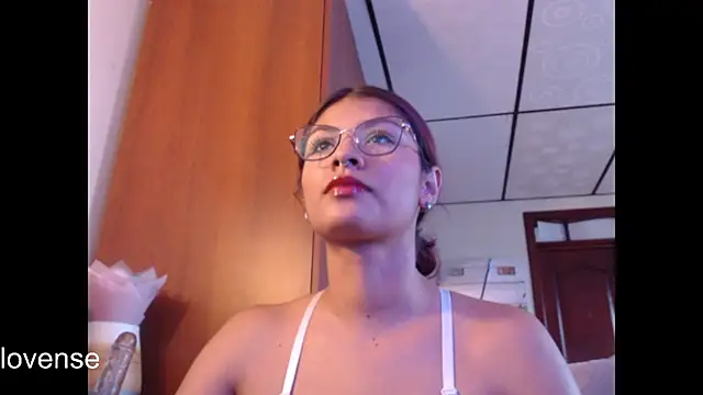 Snapshot of hanna_beili chatting on 07/03/26, 05:41 hanna beili online show from 07/03/26, 05:41