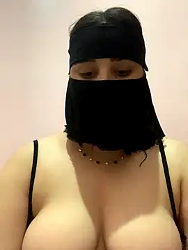 Snapshot of Miss-Soka chatting on 12/07/24, 05:26 Miss-Soka online show from 12/07/24, 05:26