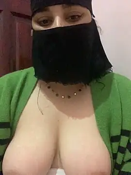 Snapshot of Miss-Soka chatting on 12/26/24, 06:52 Miss-Soka online show from 12/26/24, 06:52