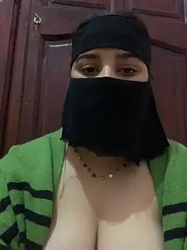 Snapshot of Miss-Soka chatting on 12/28/24, 06:06 Miss-Soka online show from 12/28/24, 06:06