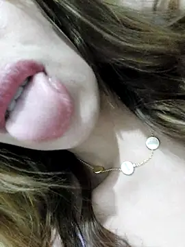 7alawa-44 online show from 10/17/25, 06:54