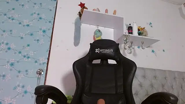 miss valery2 online show from 09/15/25, 12:43