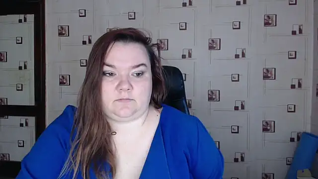 Snapshot of TasyaBigTTs chatting on 10/20/25, 01:44 TasyaBigTTs online show from 10/20/25, 01:44