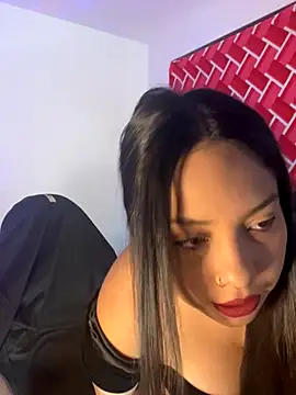 Snapshot of emiily15__ chatting on 09/15/25, 05:57 emiily15 online show from 09/15/25, 05:57
