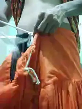 Snapshot of iaparna chatting on 12/23/24, 02:07 iaparna online show from 12/23/24, 02:07