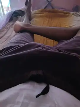 Snapshot of iaparna chatting on 10/15/25, 07:19 iaparna online show from 10/15/25, 07:19